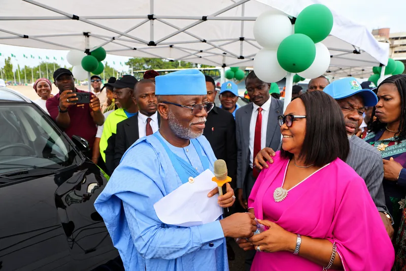 Hon. Lucky Orimisan Aiyedatiwa, Executive Governor of Ondo State, with Gloria Nkolika Odionu, Winner, Overall Best Administrator